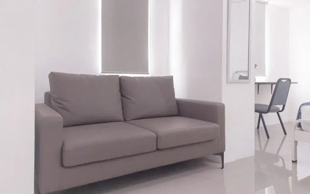 Relaxing And Homey Studio At Urbantown Serpong Apartment
