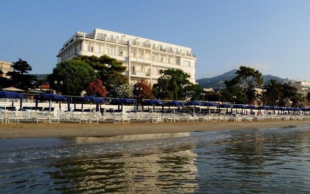 Grand Hotel Mediterranee