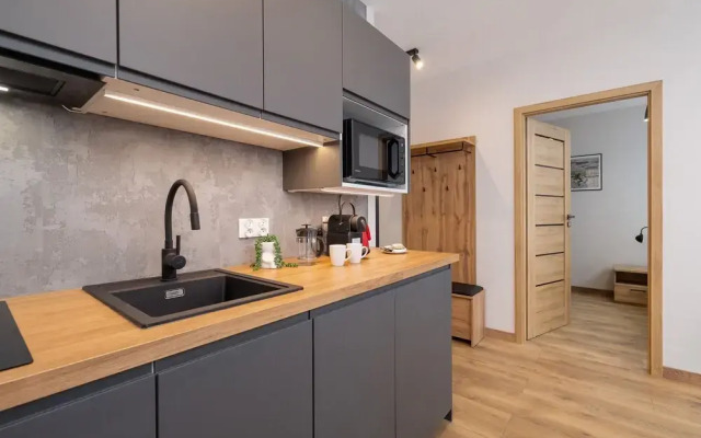 Modern Apartment Klimeckiego by Renters