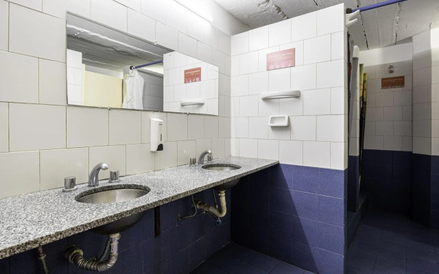 Granados Hostel