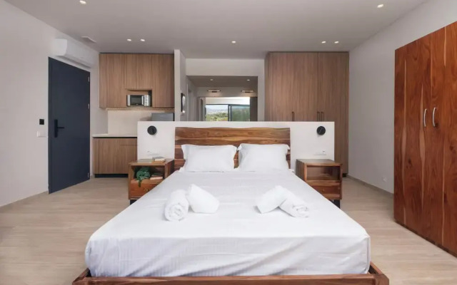 Aethrion Luxury Villas & Suites