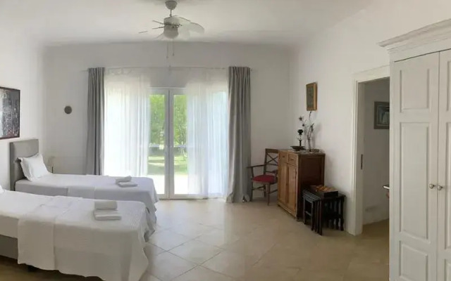 Mesudiye Villa White Apart