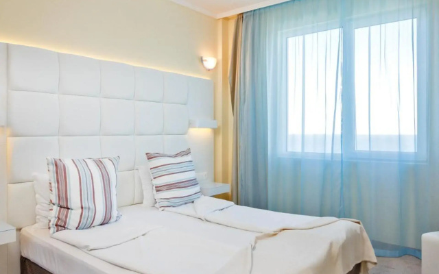 Perla Beach III