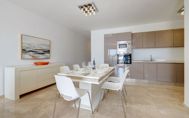 Marvellous 3BR Penthouse in Central St Julian s