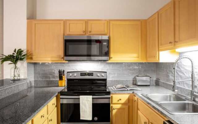 BOLD 2BR/2BA In The Block Apartment by CozySuites