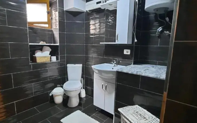 Apartament Clara Permet