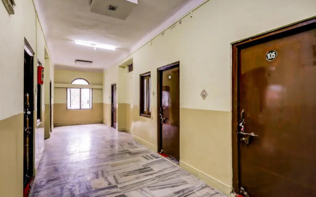 Hotel Amber by OYO Rooms