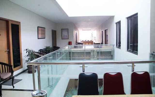 Hotel Wisata Baru