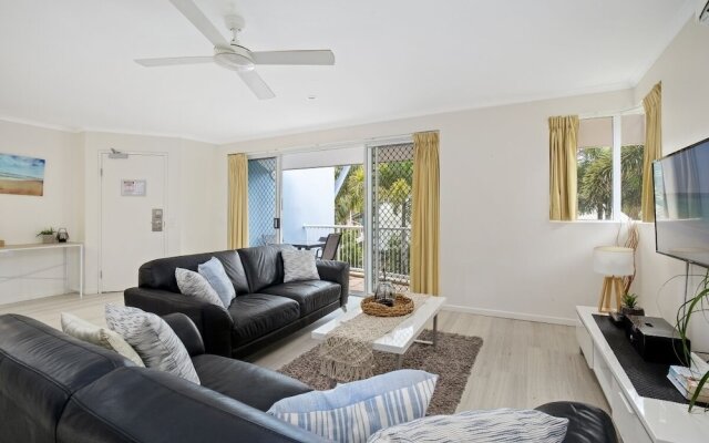Diamond Beach Resort 2BR Bath