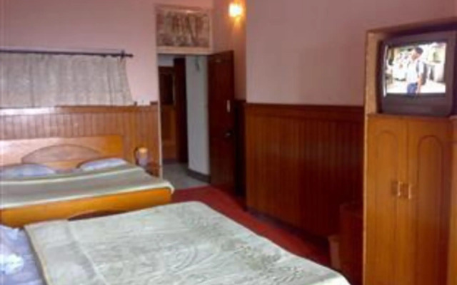 Hotel Sansar