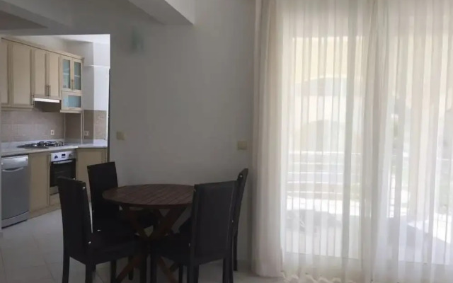 Infinity Lakeside Villa