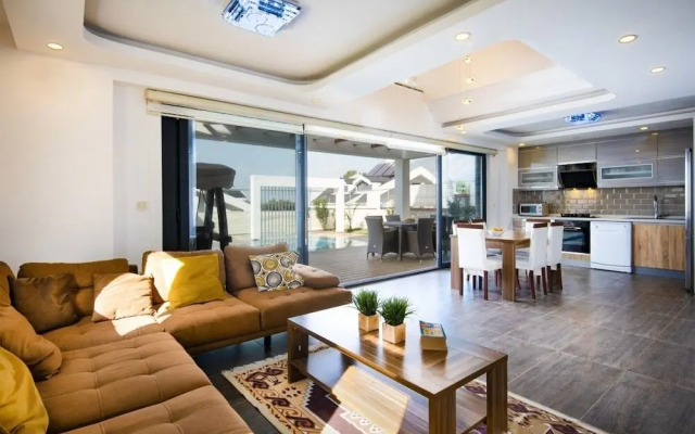 Angel Prestige Villa by Angel Rentals