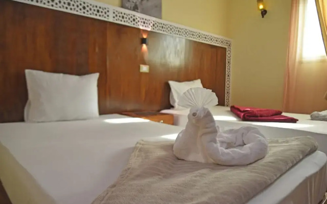 New Pyramids Paradise Hostel