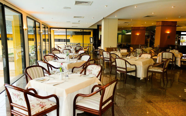 Hotel Golden Park Internacional Foz & Convenções By Nacional Inn