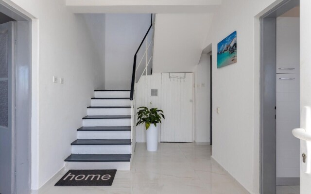 Amazing Home in Dramalj With Wifi and 2 Bedrooms