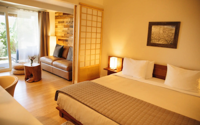 Inn at Moonlight Beach