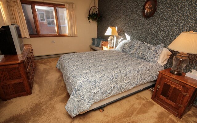 Mountainback #42, Loft, Corner 2 Bedroom Condo