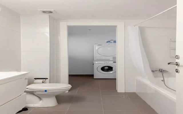 O-O Group -Luxury 3BR APT See View Tower