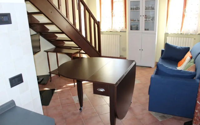 Loft Angela Charming Aptmnt in Pietrasanta Center