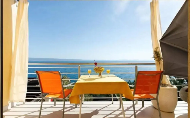 Nice Apartment With a sea View