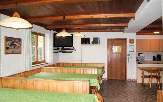 Schwalbenhof (WIL330)