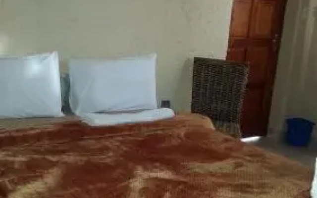 Monarchy Guest House