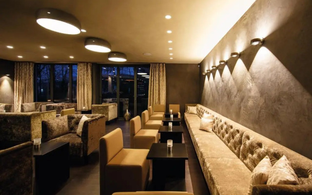 Hotel Eislinger Tor & Restaurant Sandy's No1