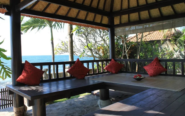 The Ning Beach & Villa