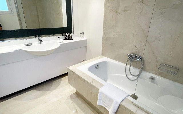 Theoxenia House Hotel