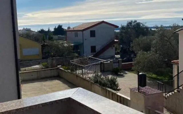 Apartments Nešić Peroj