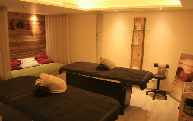 Gourmet & Relax Hotel De La Sure