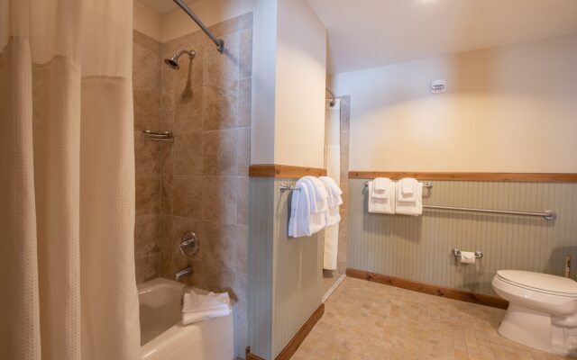 Wheelchair Accessible 2-Bedroom Slopeside Condo - No Cleaning Fee! by RedAwning