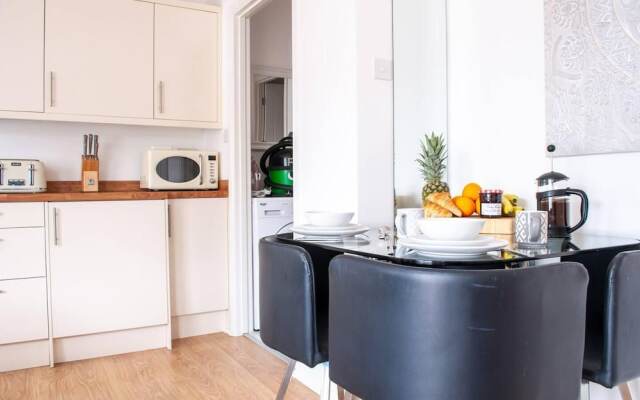 Bedford Road Garden Apartment