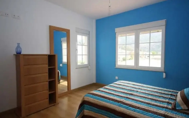 House - 3 Bedrooms with Sea views - 101983