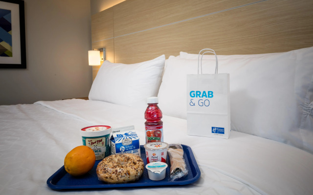 Holiday Inn Express & Suites Hermiston Downtown by IHG