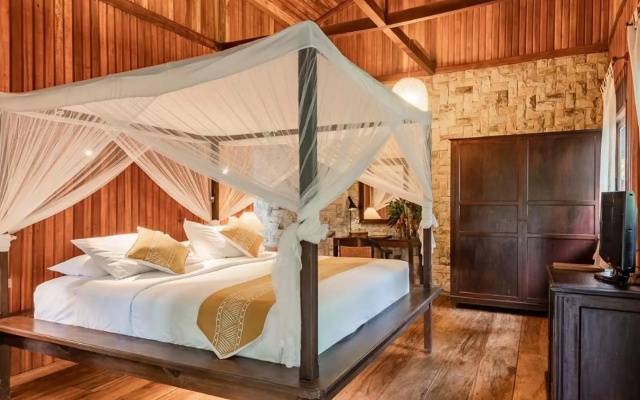 Siladen Resort & Spa – Guest Rooms – Manado