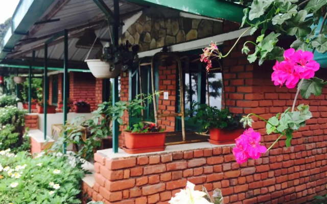 Room on the Roof - Viratkhai, Chakrata, by Himalayan Eco Lodges