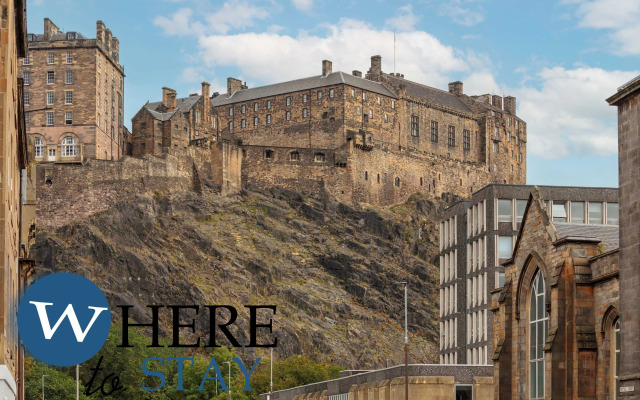 Stylish 2bed Apartment Underneath Edinburgh Castle