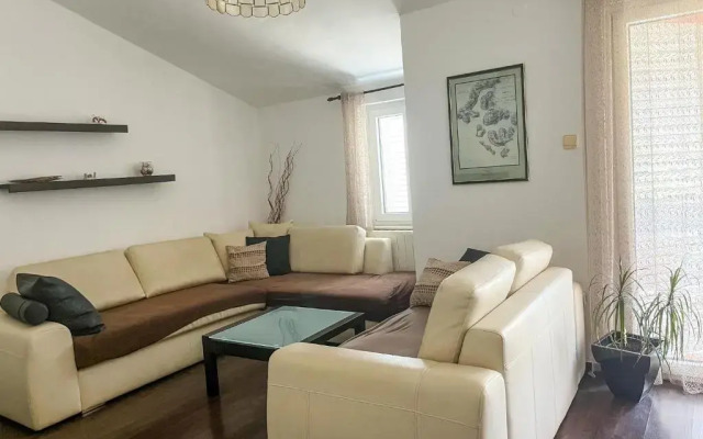Apartment Lidija