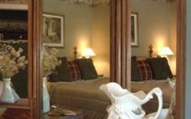 The Iron Gate Inn & Winery