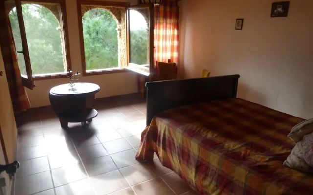 Mas del Burga - Adults Only