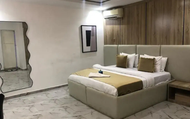 Patricia Hotel and Suites
