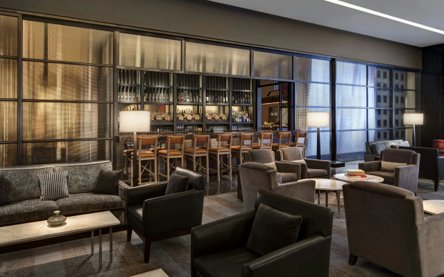 Loews Philadelphia Hotel - Image 2