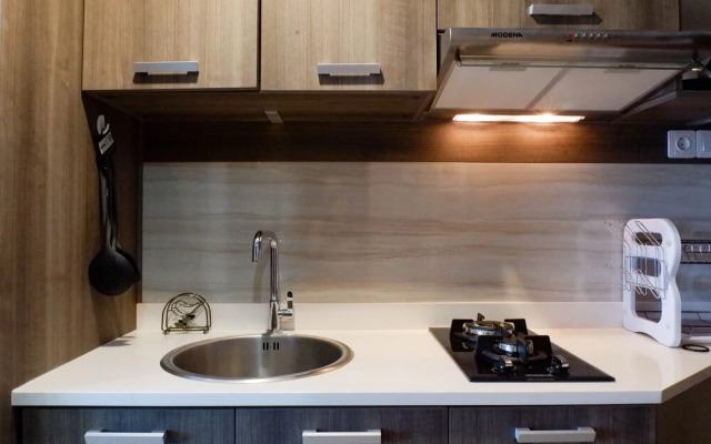 Fancy And Nice Studio Apartment At Grand Sungkono Lagoon