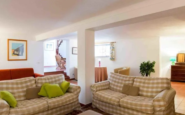 Feels Like Home - Ericeira Flat