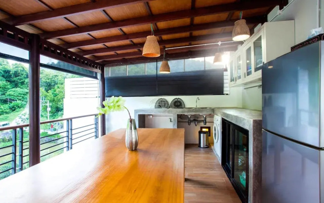 Luxury Pool Villa Kamala