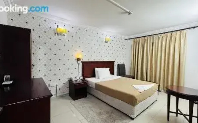 Royal Prince Hotel