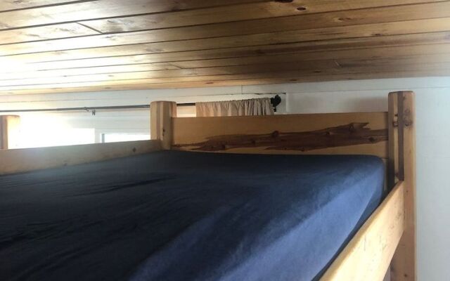 Estes Park Adventure Hostel