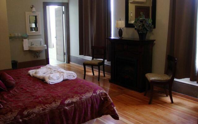 Centralia Square Grand Ballroom and Vintage Hotel