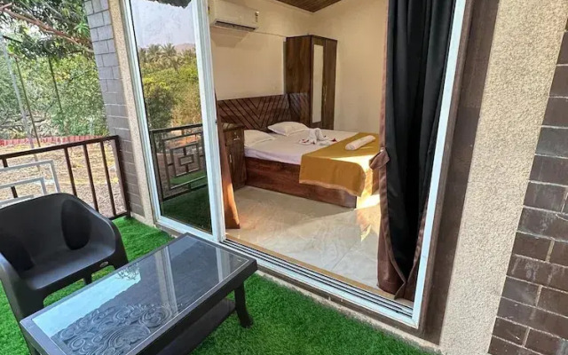 Spring Nature Stay